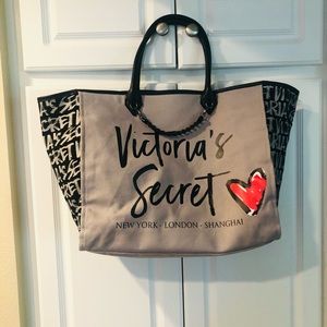 Victoria Secret overnight bag